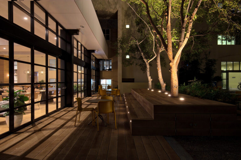 How to Manage Exterior Lighting Glare: Practical Engineering and Design Strategies